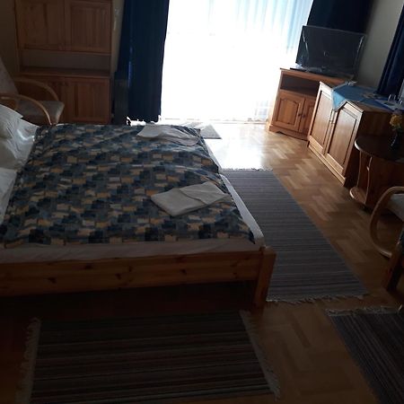 Kenezy Lux Apartman Vendeghaz Hajdúszoboszló Dış mekan fotoğraf