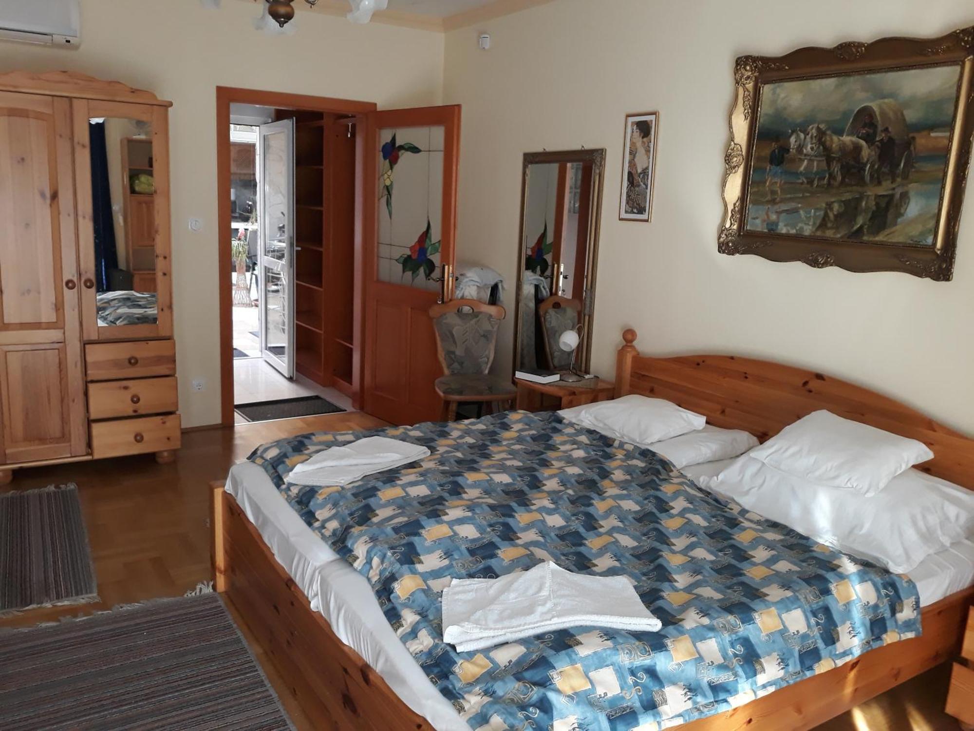 Kenezy Lux Apartman Vendeghaz Hajdúszoboszló Dış mekan fotoğraf