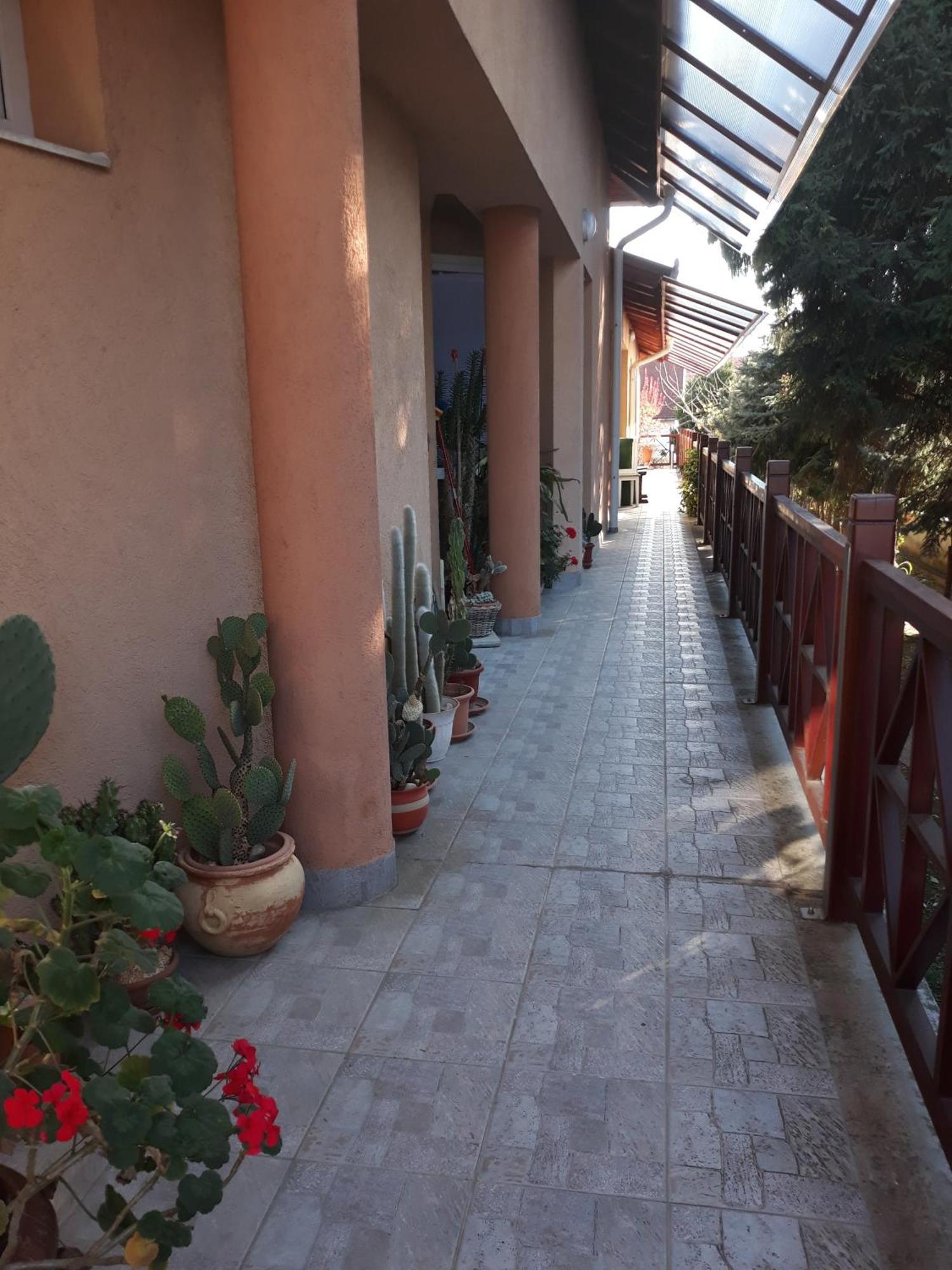 Kenezy Lux Apartman Vendeghaz Hajdúszoboszló Dış mekan fotoğraf