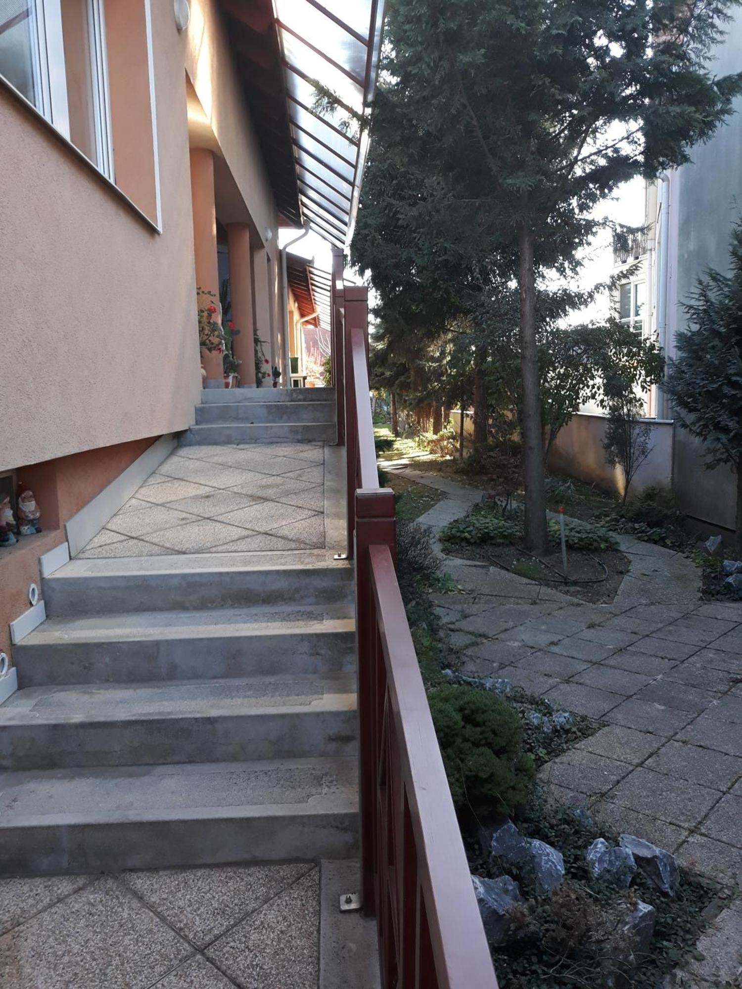 Kenezy Lux Apartman Vendeghaz Hajdúszoboszló Dış mekan fotoğraf